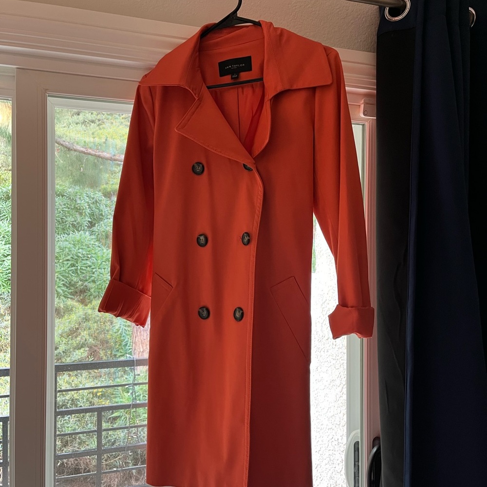 Ann Taylor coat size S.
